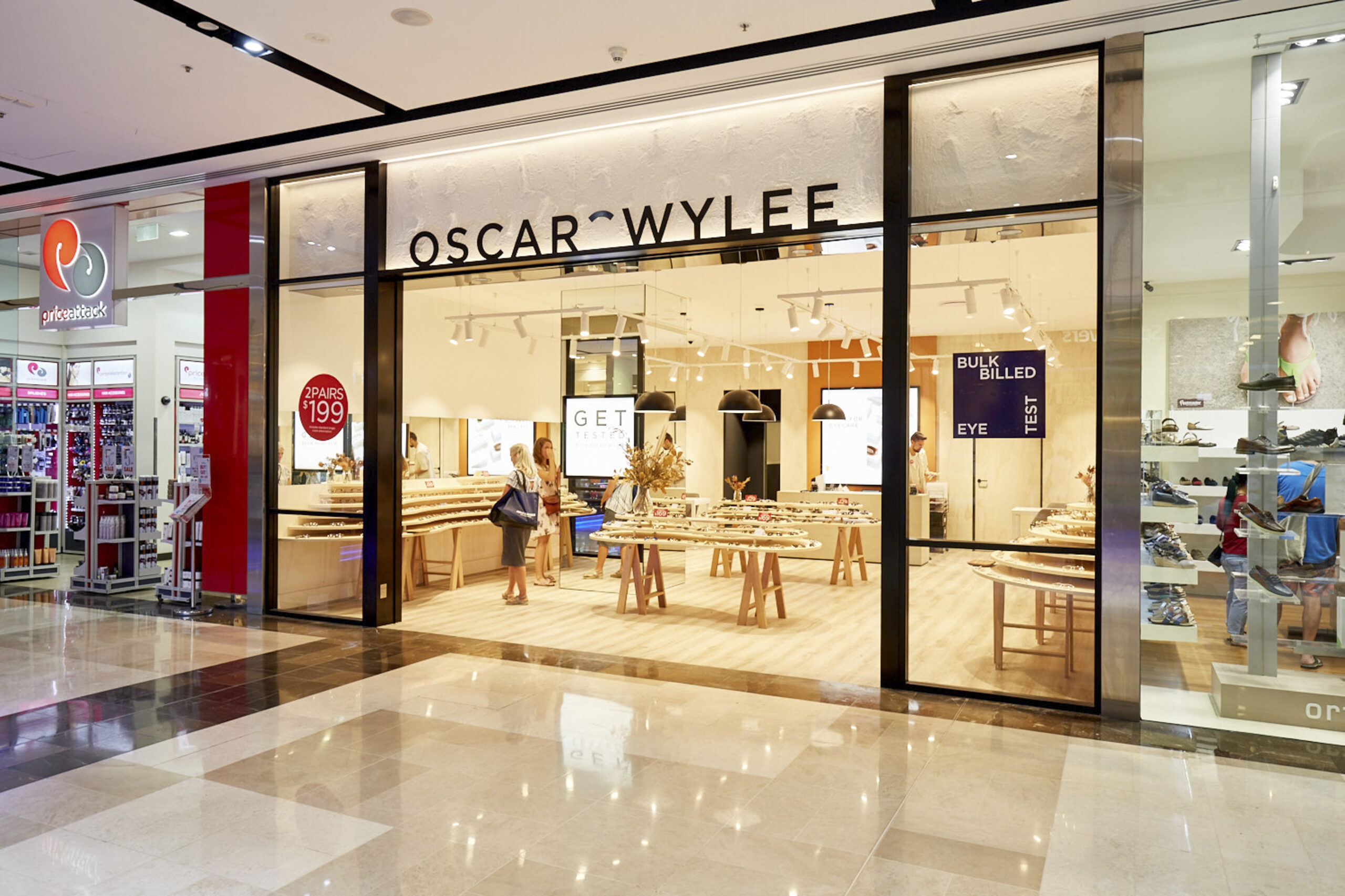 Shopfront Signs That Stop Traffic